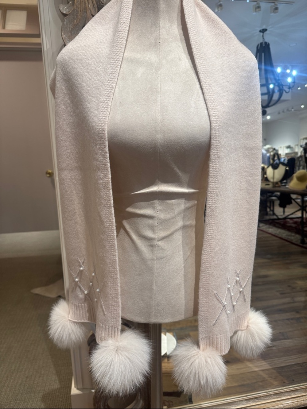 Women's virgin wool scarf with pearls and natural fox fur pom pom NWT